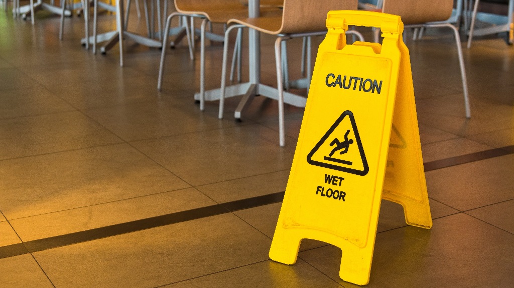 Slip & Fall Attorneys | Dreyer & Tinney